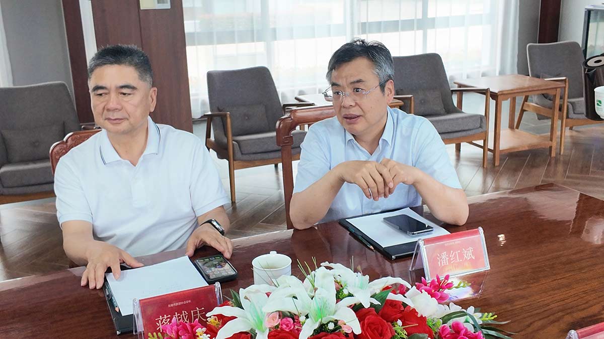 v8哈希游戏物流参加柬埔寨（无锡）商务中心中柬经贸合作专题座谈会
